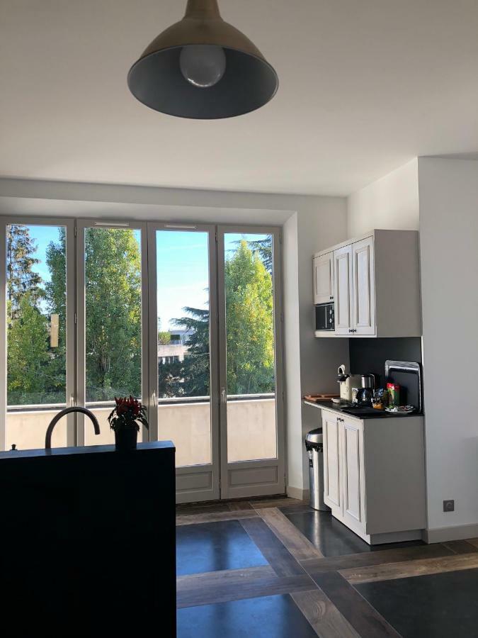 Exceptionnel, 130 M2, Vue Aerienne Sur Paris Ville-d'Avray