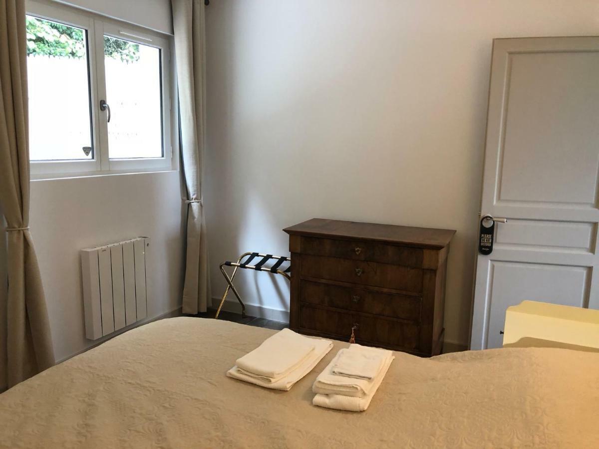 Exceptionnel, 130 M2, Vue Aerienne Sur Paris Ville-d'Avray
